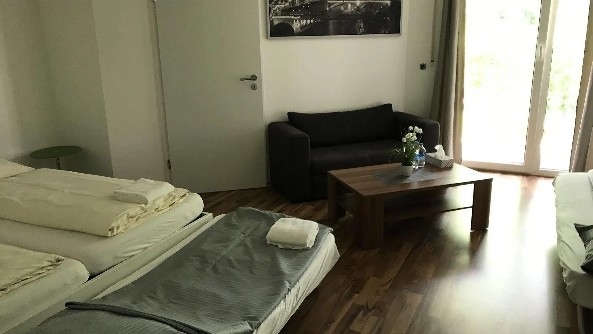 Apartment Ferienwohnung Kn Kahtan Boarding House München Deutschland