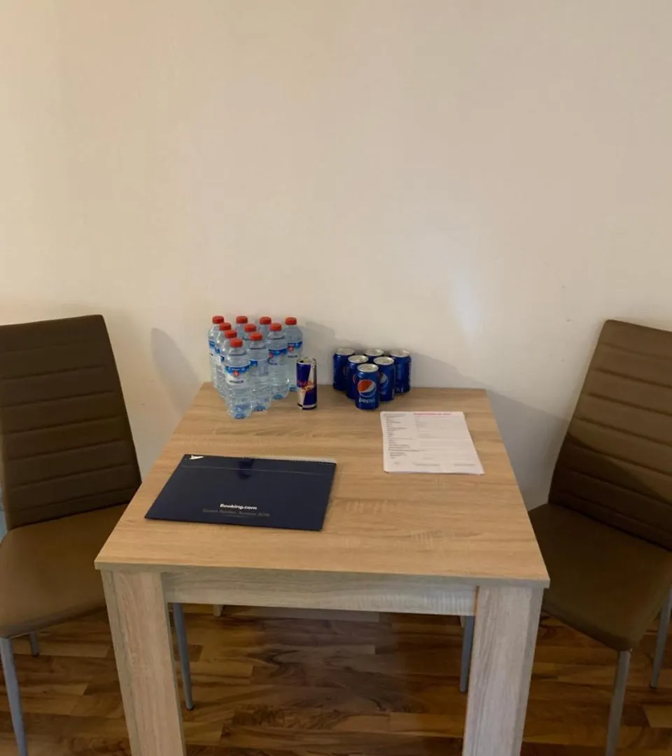 Ferienwohnung Kn Kahtan Boarding House München