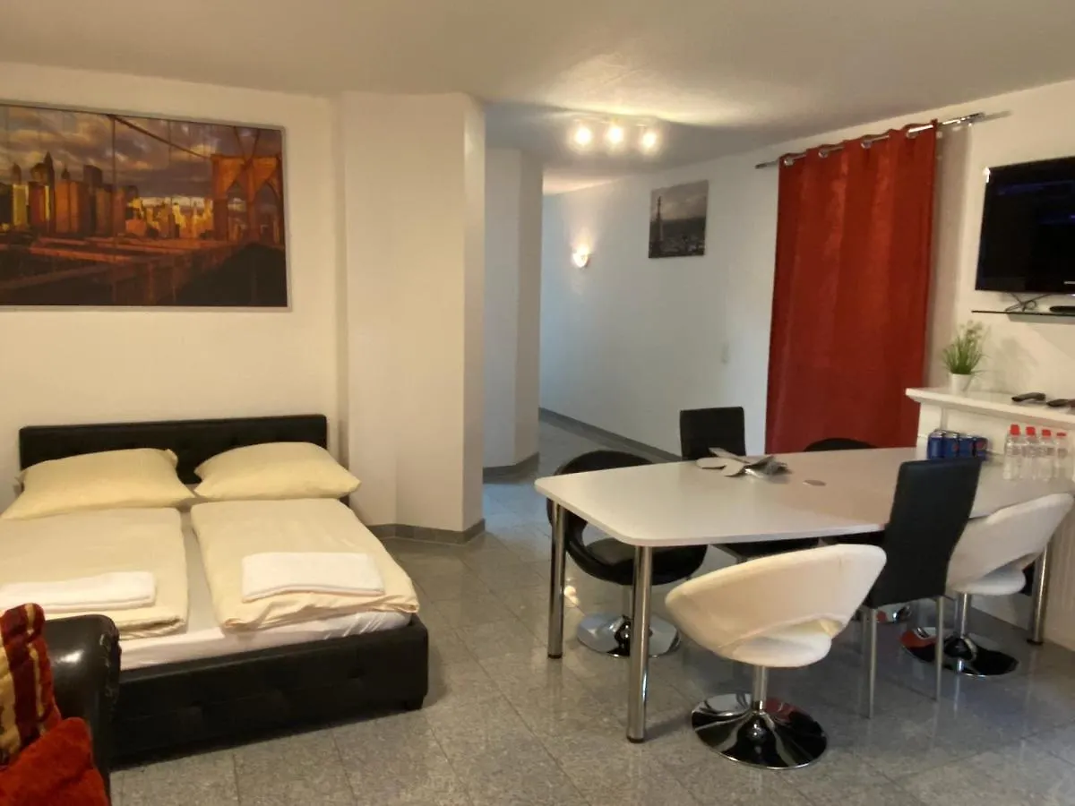 Ferienwohnung Kn Kahtan Boarding House München 0*,