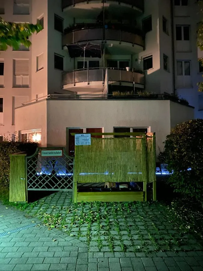 Ferienwohnung Kn Kahtan Boarding House München