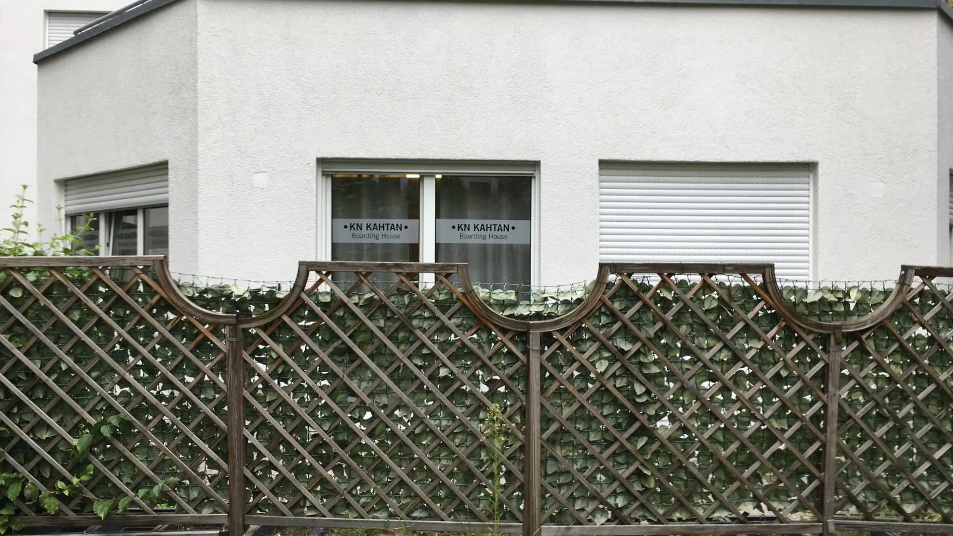 Kn Kahtan Boarding House Apartment Munich