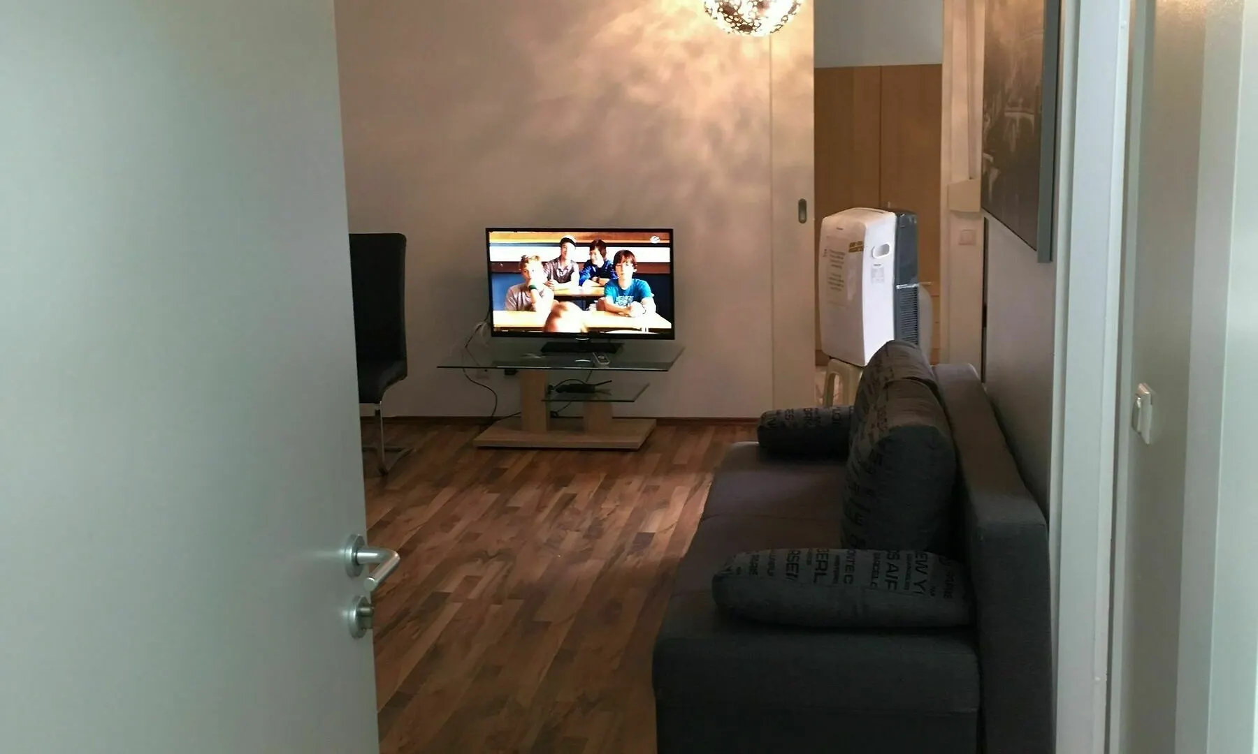 Kn Kahtan Boarding House Apartment Munich