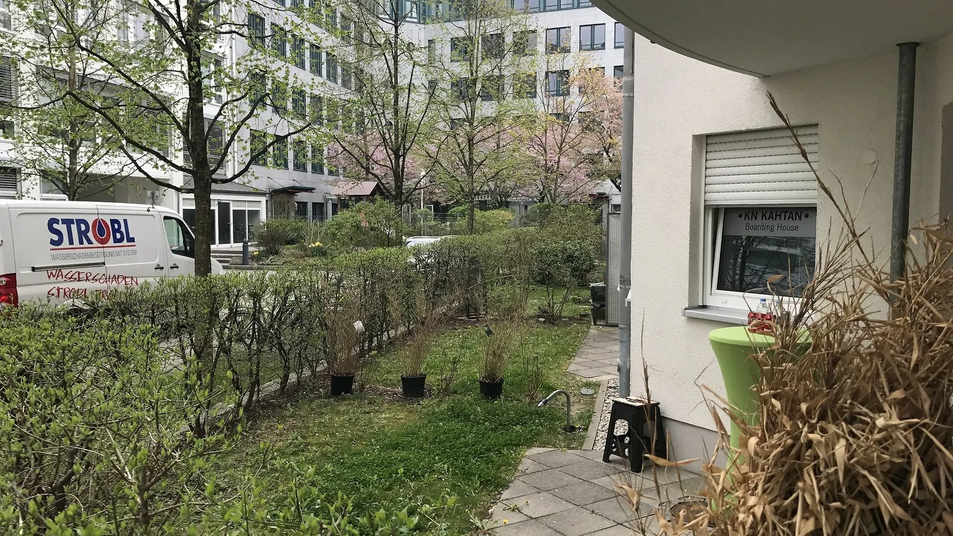 Kn Kahtan Boarding House Apartment Munich