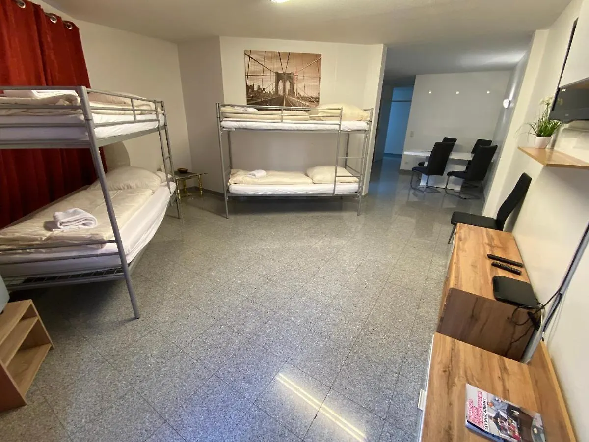 Kn Kahtan Boarding House Apartment Munich